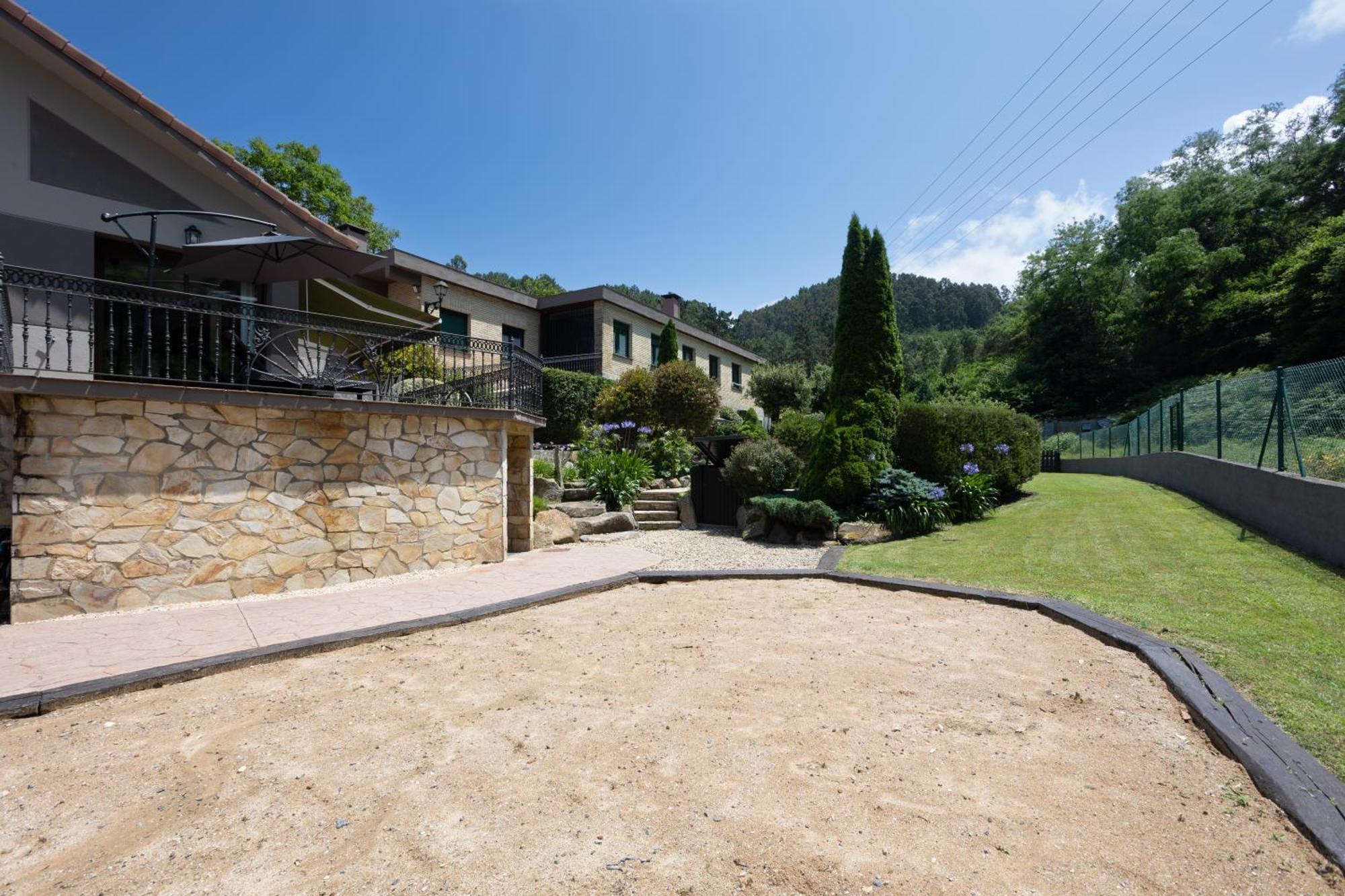 Sarren Villa Pool Bermeo Exterior photo